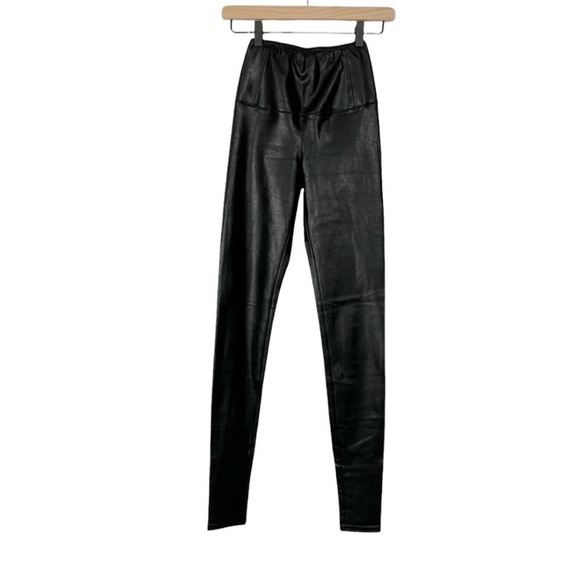 Wilfred Free Daria Leggings Black Faux Leather - Picture 4 of 9